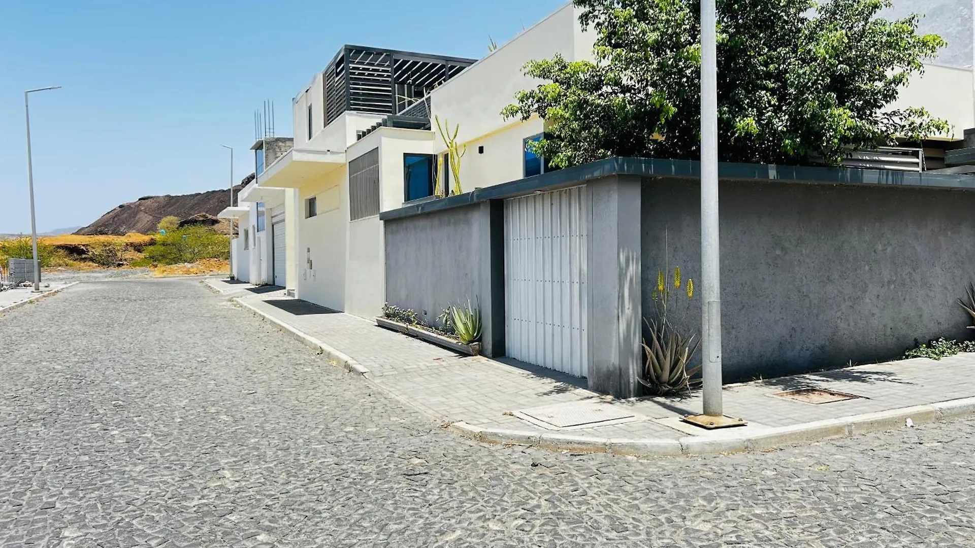 Jr'S Place Praia Cape Verde